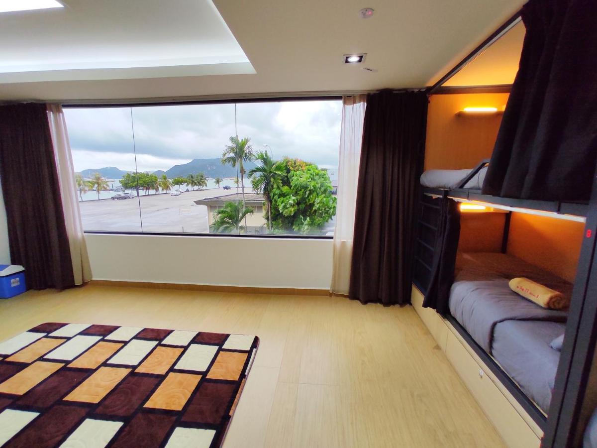 Shell Out Beach Club Suite Kuah Exteriör bild